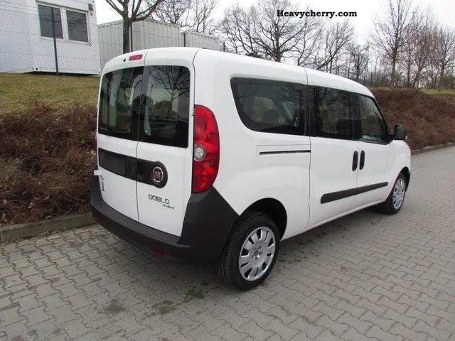 Fiat Doblo Combi Doblo Combi 1.9 MultiJet Plus 3