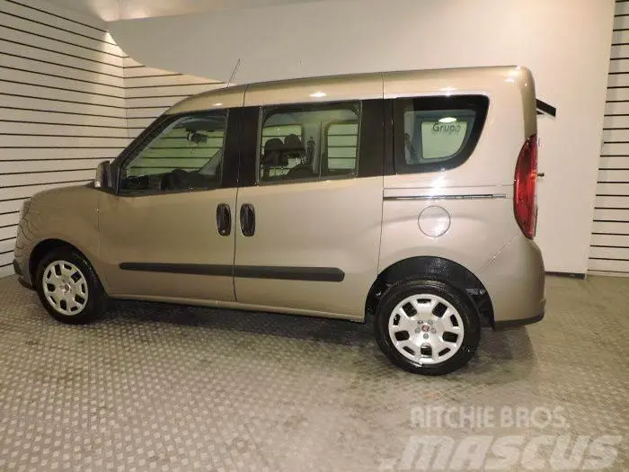 Fiat Doblo Panorama Doblo Panorama 1.6 MultiJet Premio Plus 0
