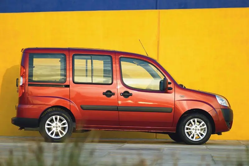 Fiat Doblo Panorama Doblo Panorama 1.9 JTD Family 3