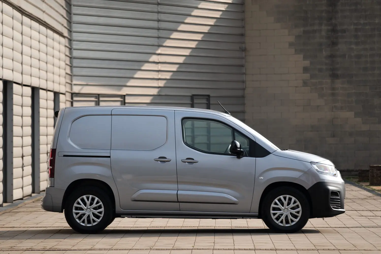 Fiat  E-Doblo Cargo Maxi 100 KW 4