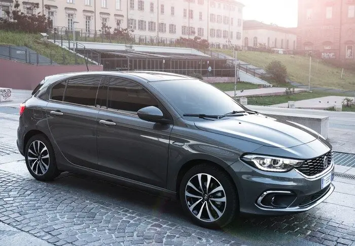 Fiat Egea Egea 1.3 MultiJet II Lounge	 2