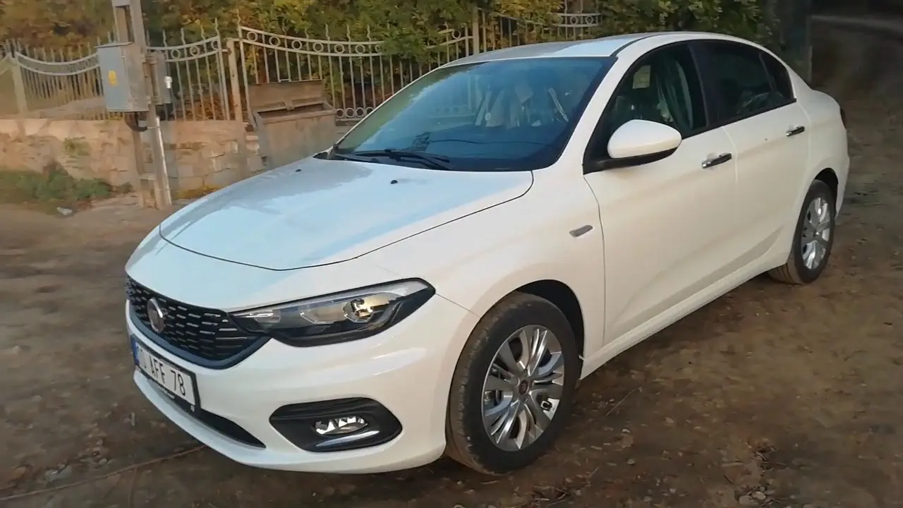 Fiat Egea Egea 1.4 Fire Urban Plus 5
