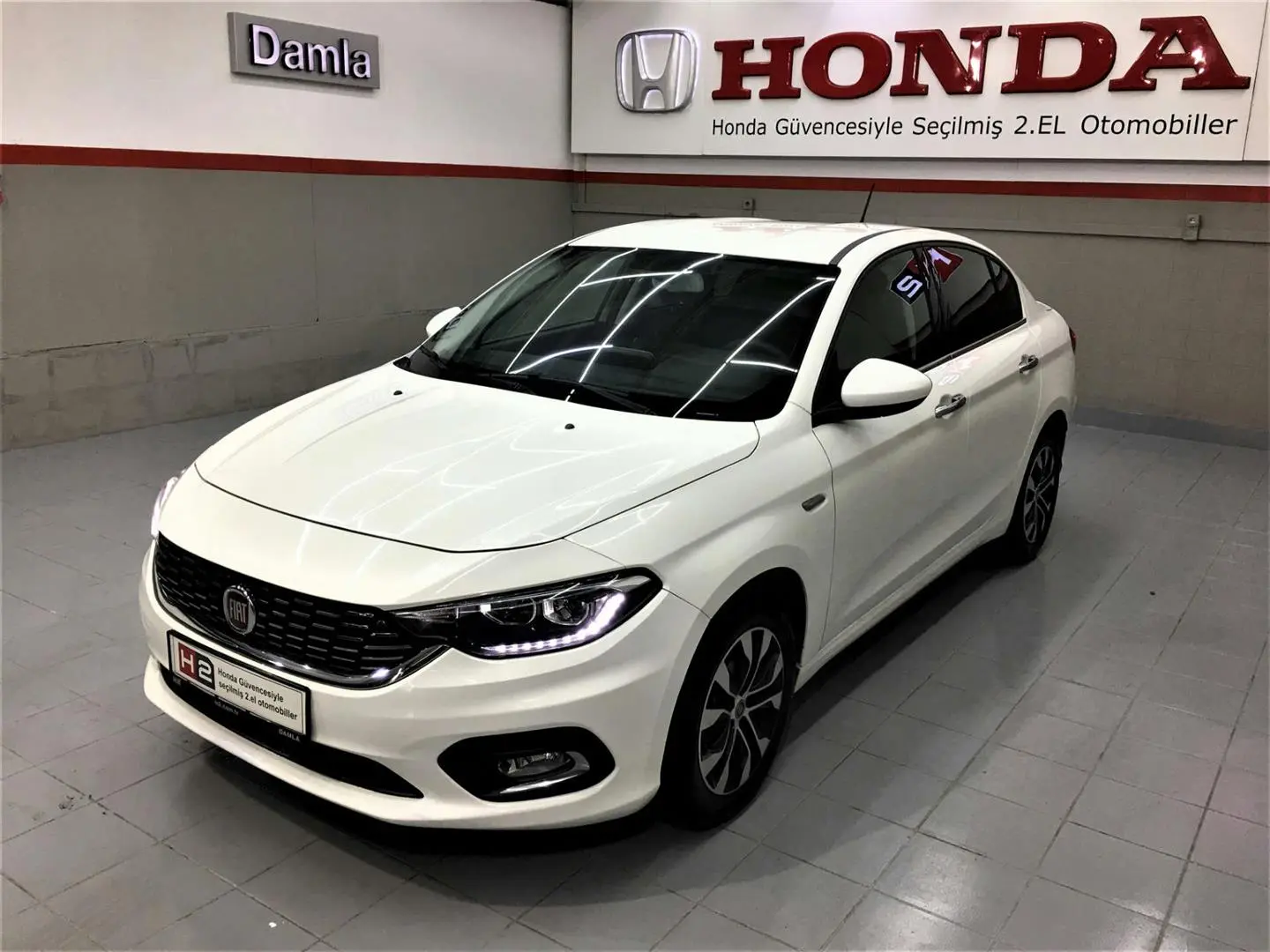 Fiat Egea Egea 1.6 E-Torq Lounge Plus 1