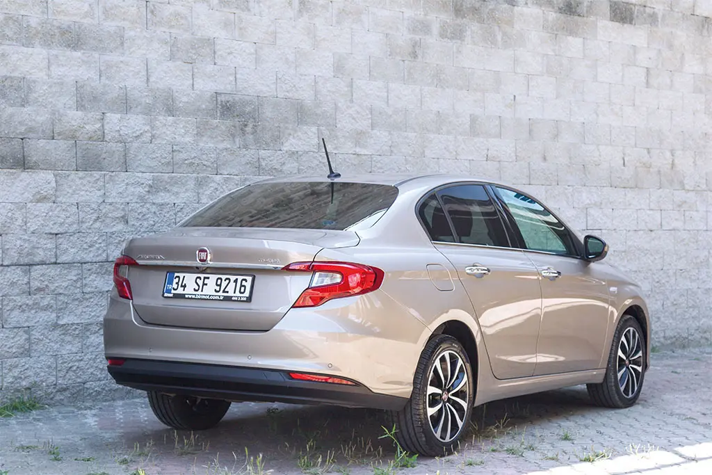 Fiat Egea Egea 1.6 E-Torq Lounge Plus 5