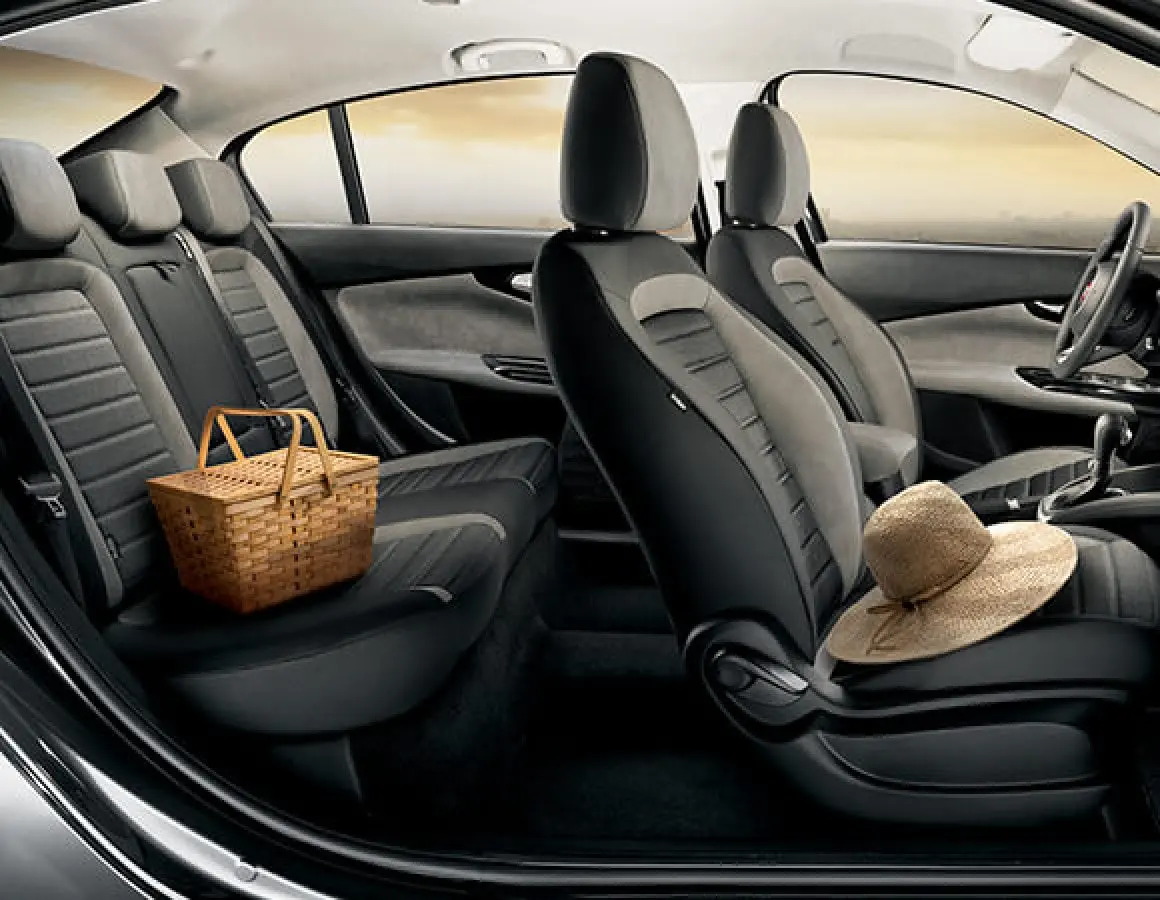 Fiat Egea Egea 1.6 MultiJet II Lounge	 1