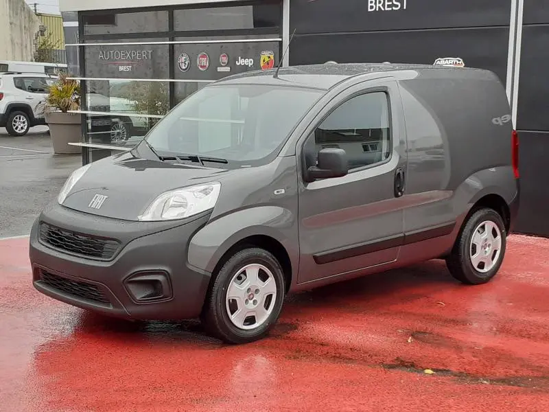 Fiat Fiorino Combi Fiorino Combi 1.3 MultiJet Dynamic Comfortmatic 5