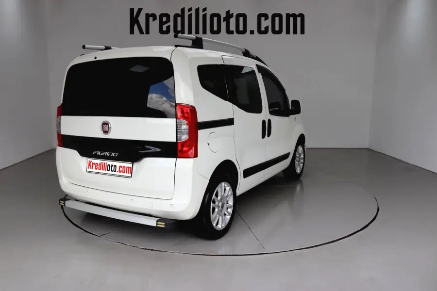 Fiat Fiorino Combi Fiorino Combi 1.3 MultiJet Dynamic Comfortmatic 6