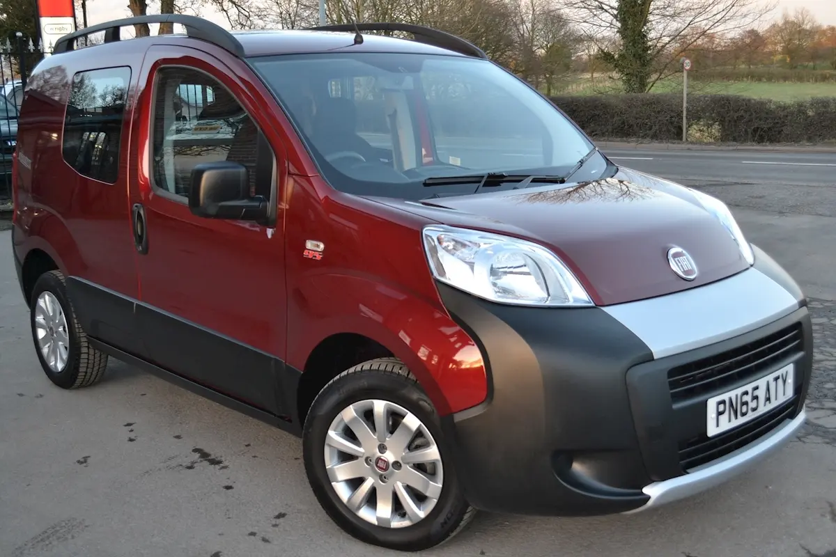 Fiat Fiorino Combi Fiorino Combi 1.3 MultiJet Dynamic Comfortmatic 6