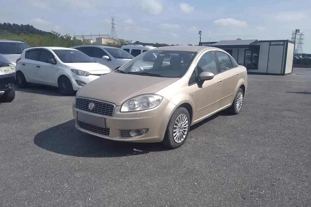 Fiat Linea Linea 1.3 MultiJet Active Plus 4