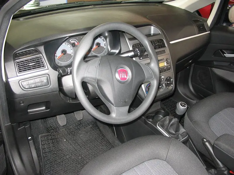 Fiat Linea Linea 1.3 MultiJet Dynamic 3
