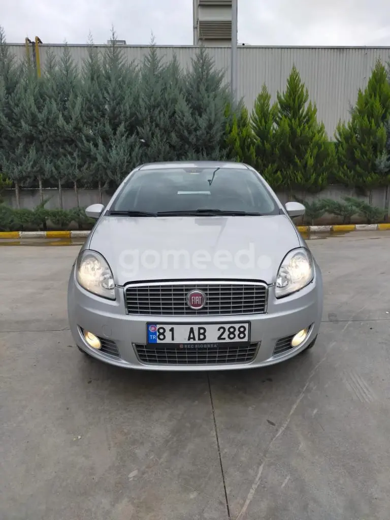 Fiat Linea Linea 1.3 MultiJet Dynamic 1
