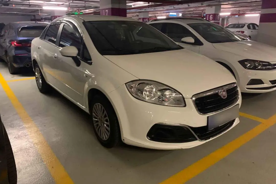 Fiat Linea Linea 1.3 MultiJet Mood 0