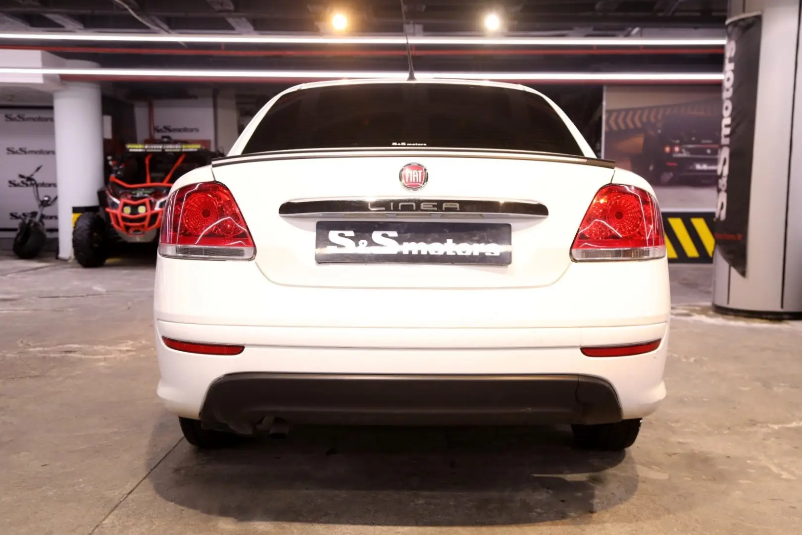 Fiat Linea Linea 1.3 MultiJet Pop 1