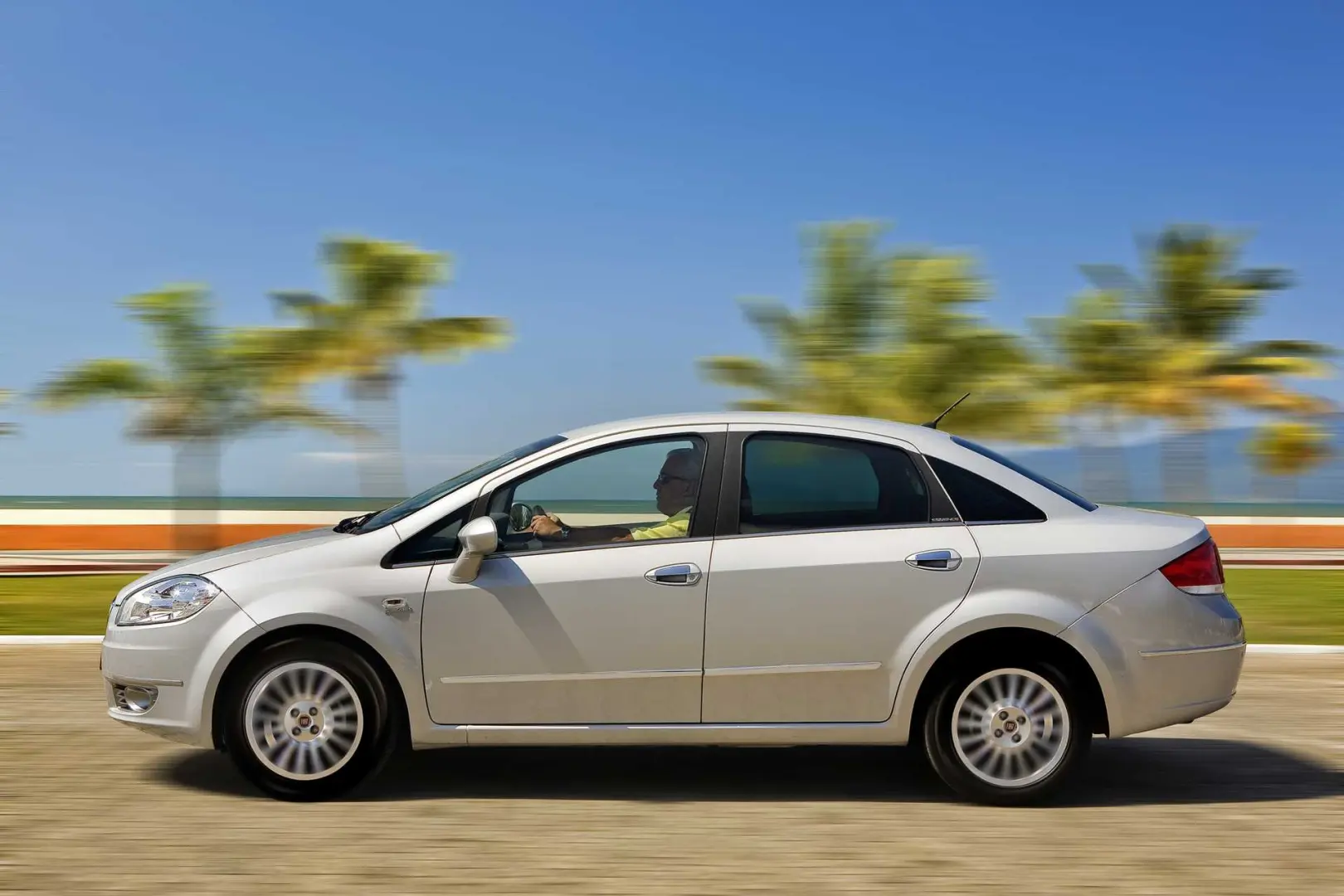 Fiat Linea Linea 1.4 Fire Pop 2