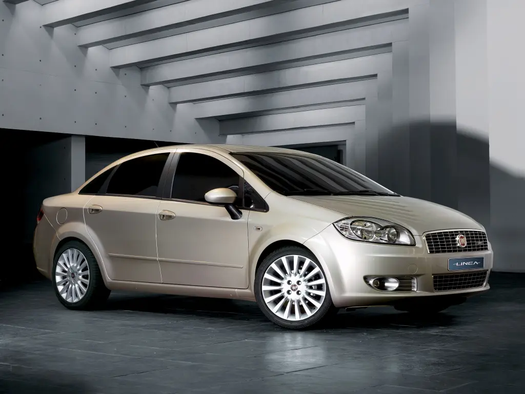 Fiat Linea Linea 1.6 MultiJet Dynamic Plus 4