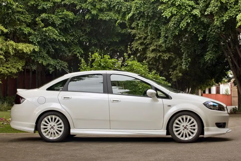 Fiat Linea Linea 1.6 MultiJet Active Plus 4