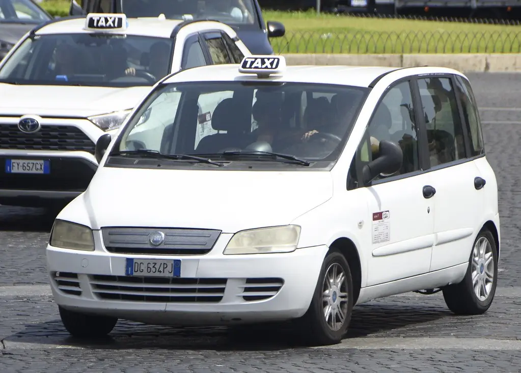 Fiat Multipla Multipla 1.9 JTD Active 1