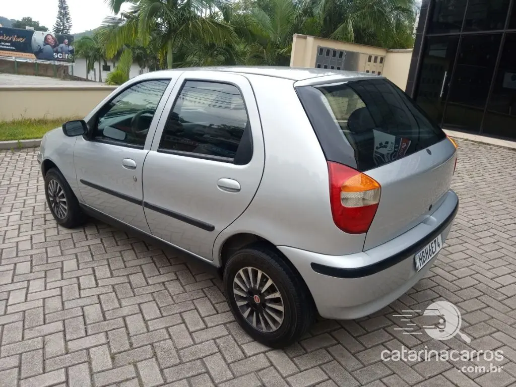 Fiat Palio Palio 1.2 16V Go 4