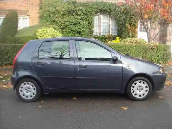 Fiat Punto Punto 1.2 Dynamic Dualogic 3