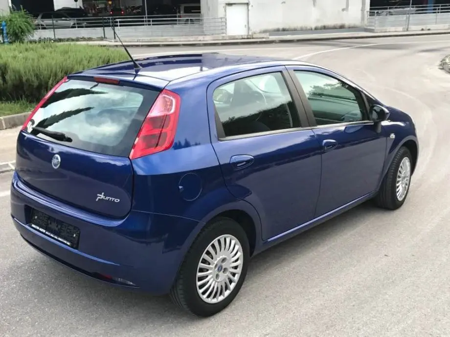 Fiat Punto Punto Grande 1.3 MultiJet Emotion 2