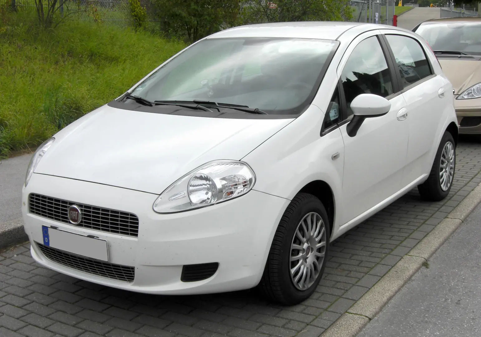 Fiat Punto Punto Grande 1.4 Fire Dynamic Dualogic 1