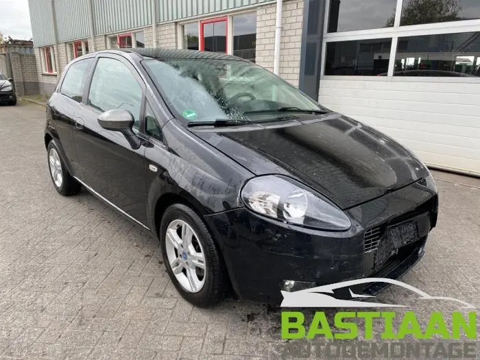 Fiat Punto Punto Grande 1.4 Fire Fun 2