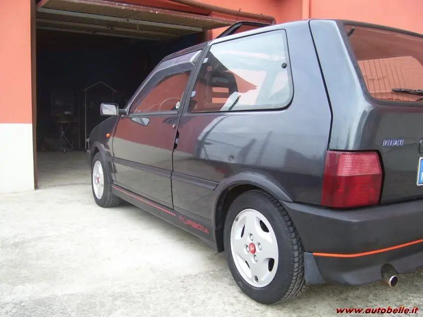 Fiat  Uno 1.4 i.e Turbo Racing 2