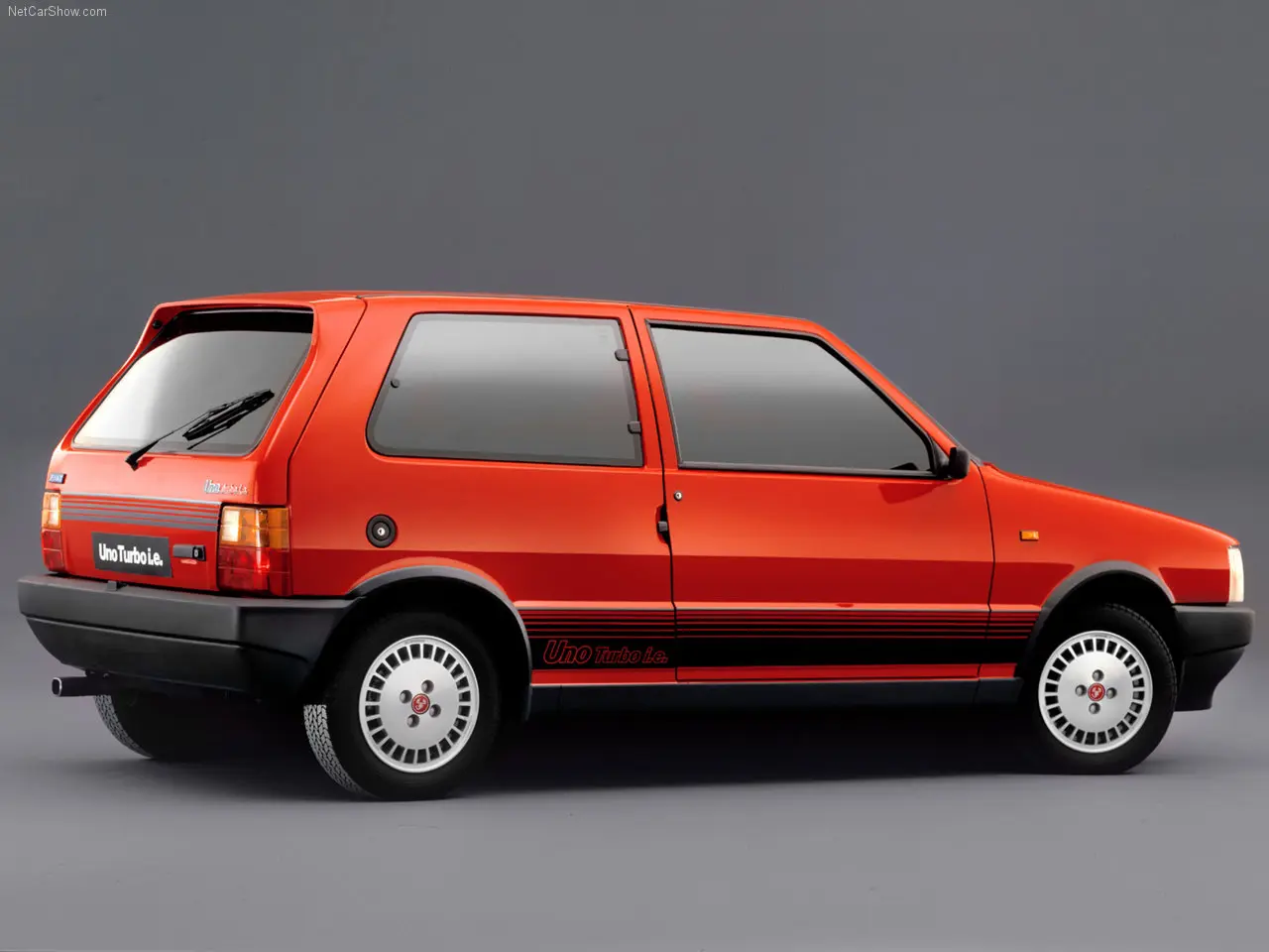 Fiat  Uno 1.7 D Base 3