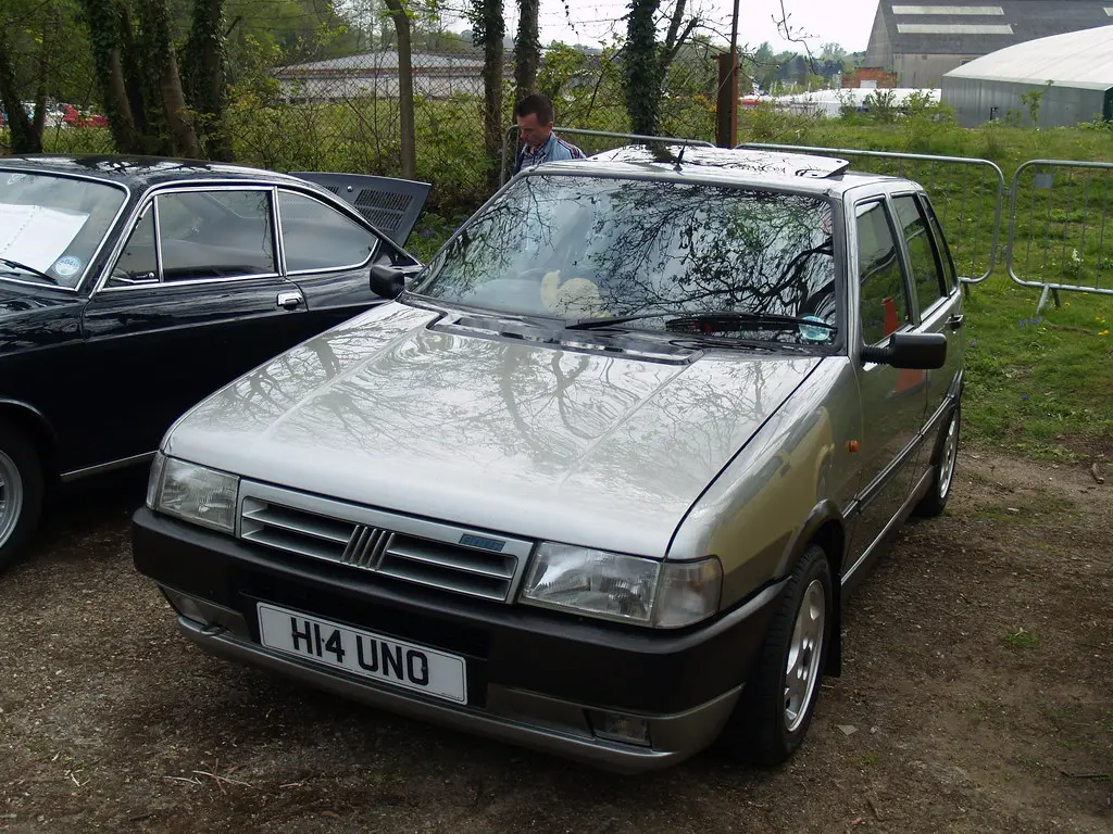 Fiat  Uno 70 ie SX 2