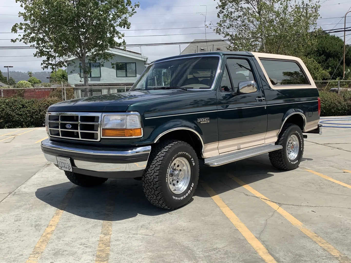 Ford Bronco Bronco 5.8 AWD 2