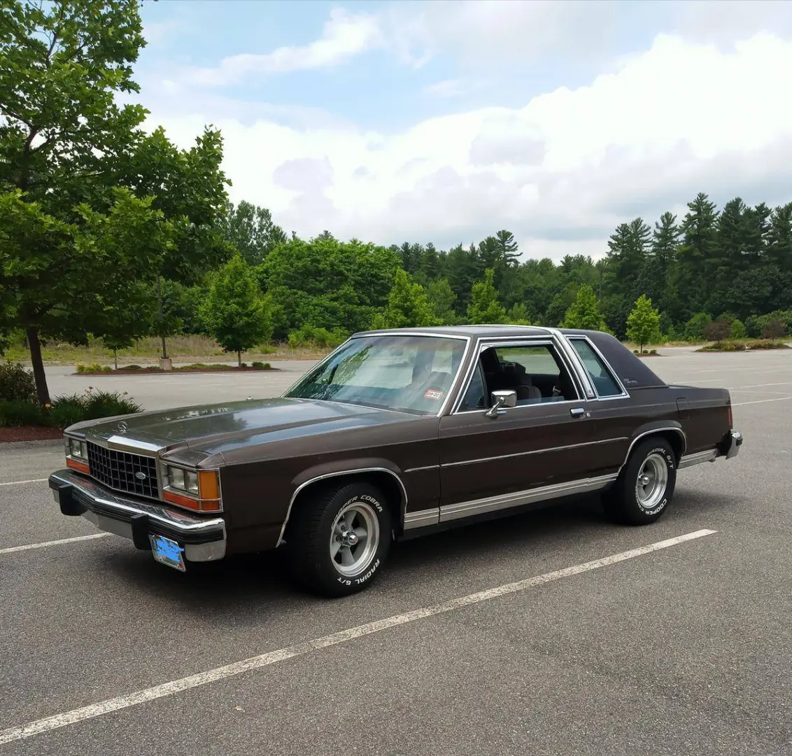 Ford Crown Victoria Crown Victoria 4.6 LTD 4