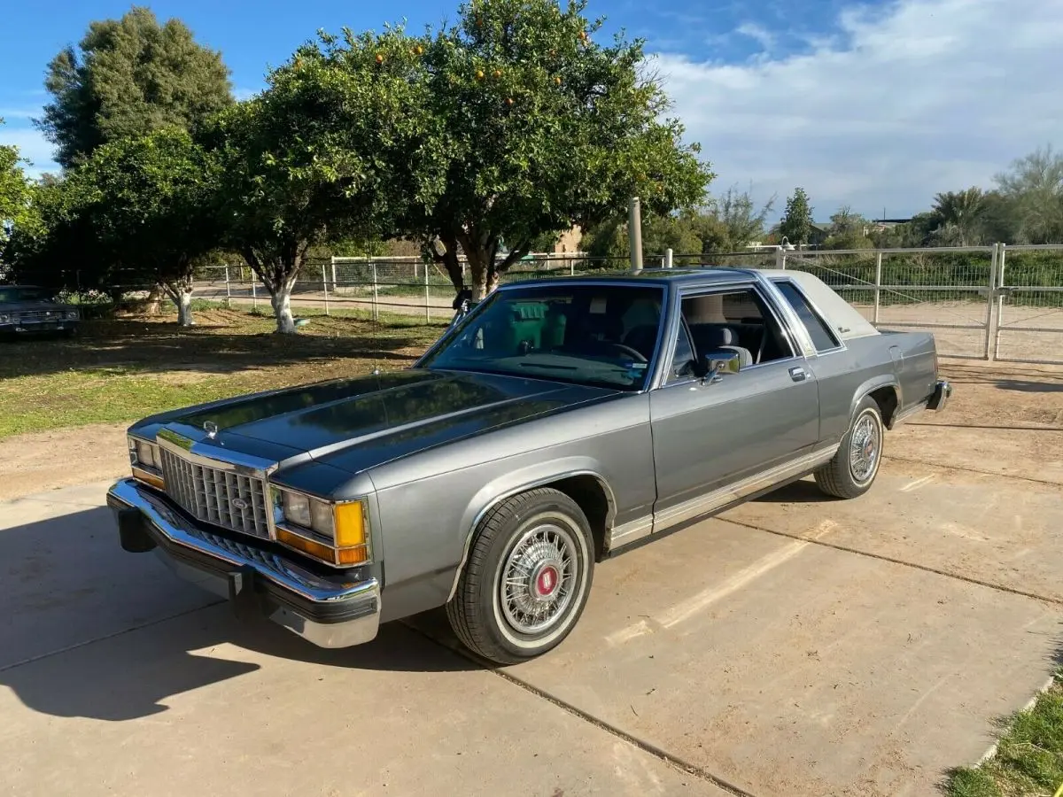 Ford Crown Victoria Crown Victoria 4.6 LTD 4