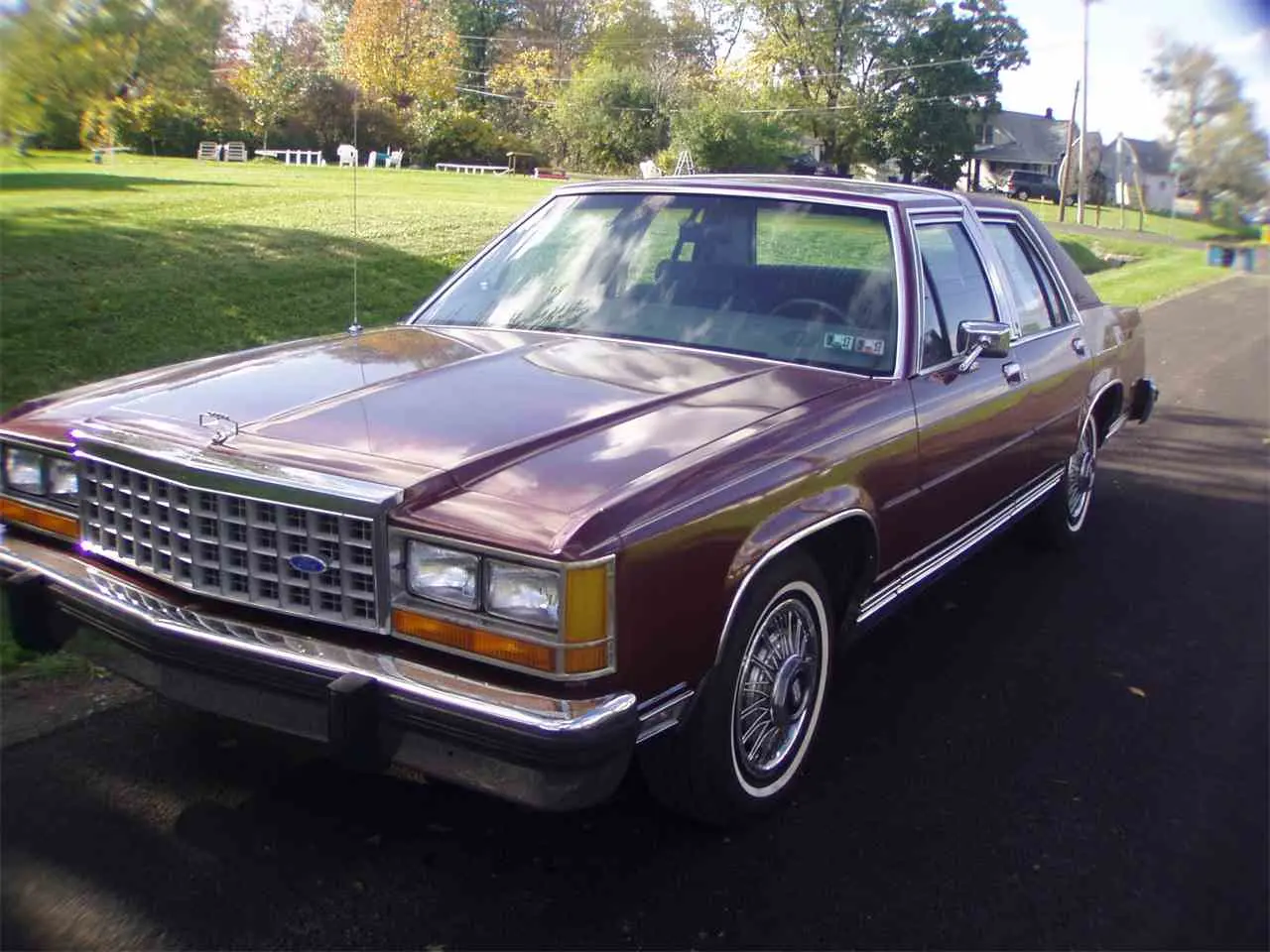 Ford Crown Victoria Crown Victoria 4.6 LTD 1