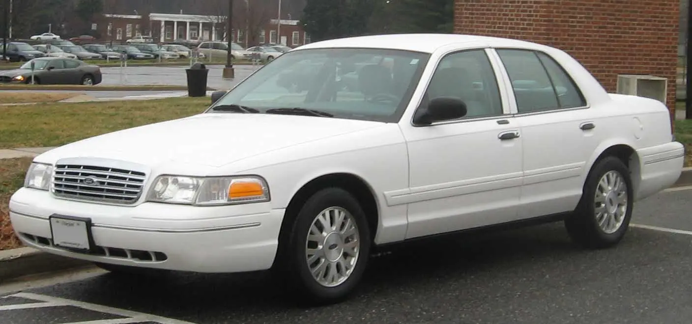 Ford Crown Victoria Crown Victoria 4.6 LX 6