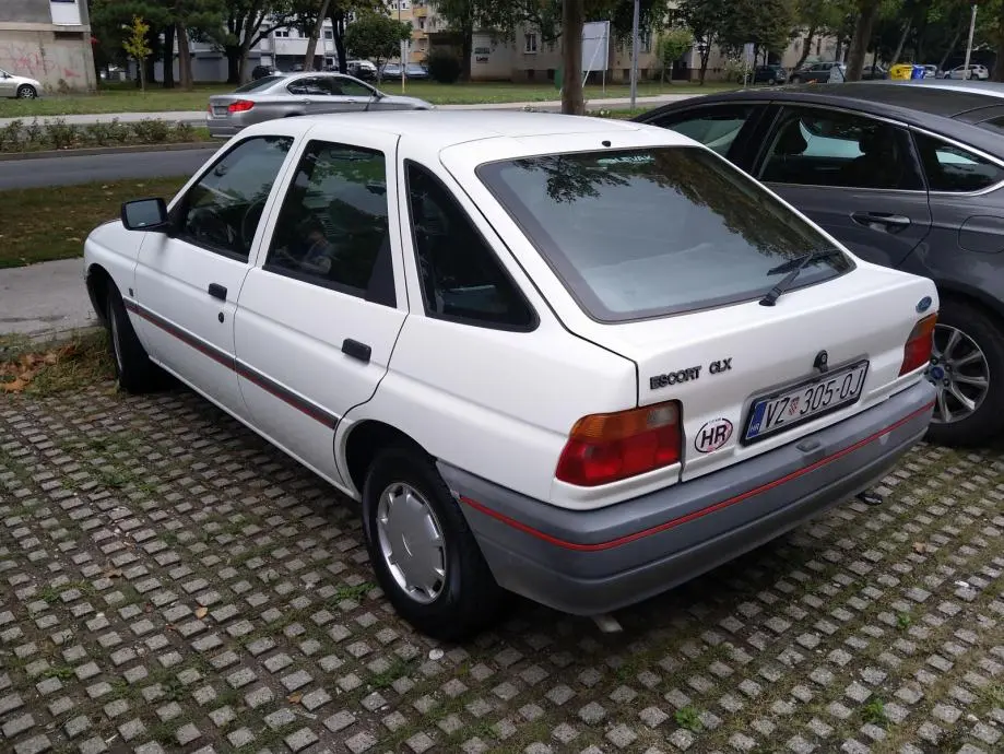 Ford Escort Escort 1.4 CLX 3