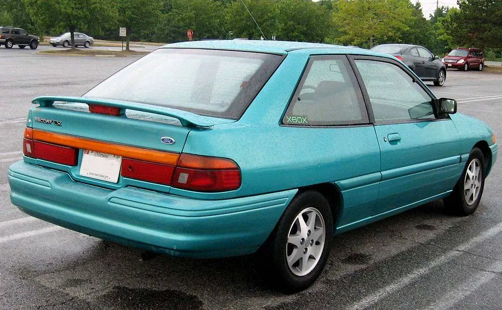 Ford Escort Escort 1.4 Flair 6