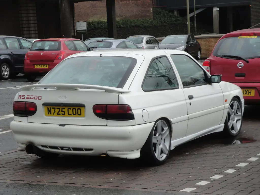 Ford Escort Escort 1.6 16V CL 3