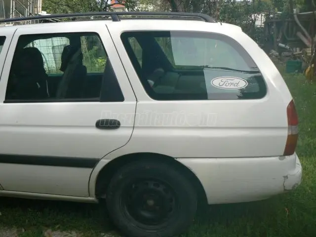 Ford Escort Escort 1.6 16V Classic 3