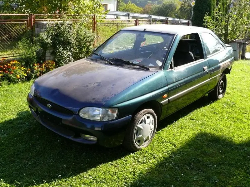 Ford Escort Escort 1.6 16V CLX 2