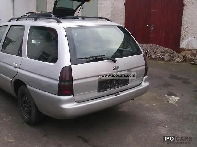 Ford Escort Escort 1.8 16V Ghia 1