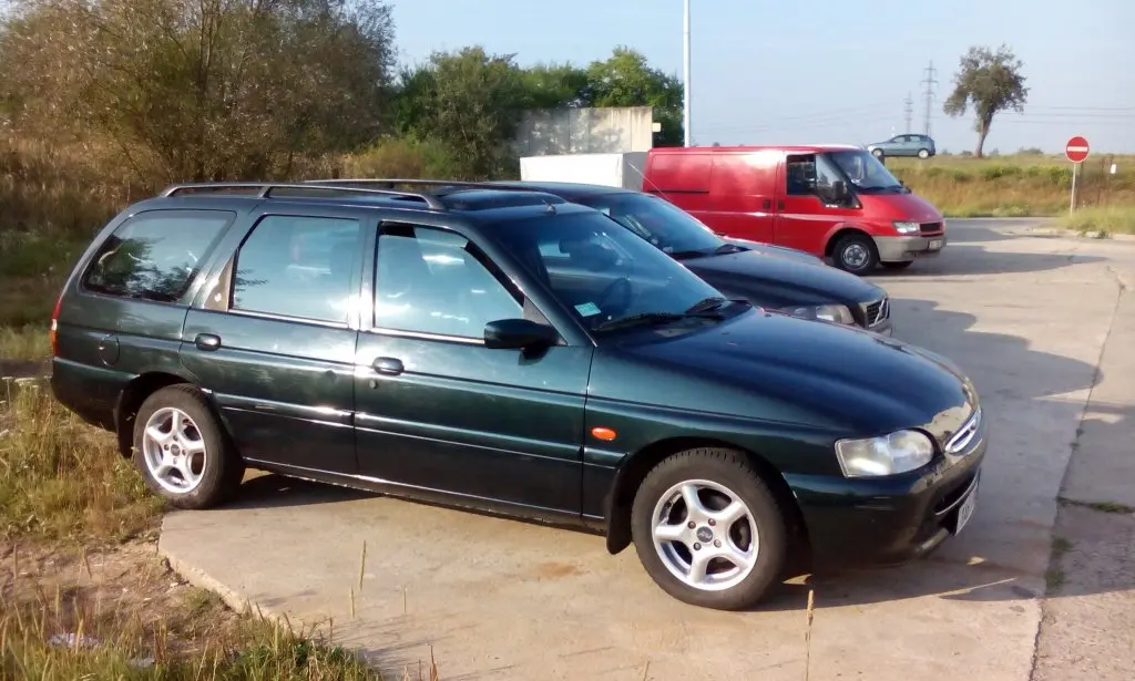 Ford Escort Escort 1.6 16V Ghia 4