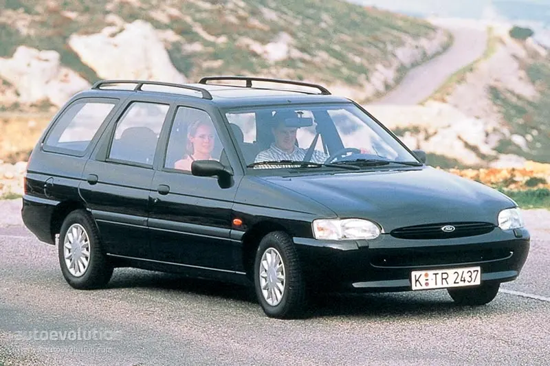 Ford Escort Escort 1.8 16V CLX 3