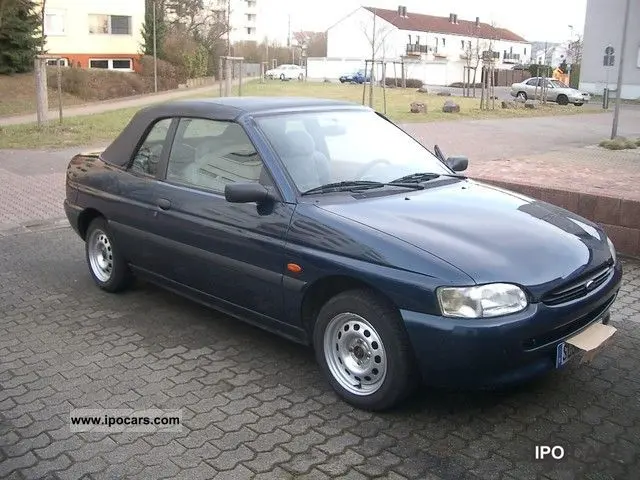 Ford Escort Escort 1.8 16V Flair 2