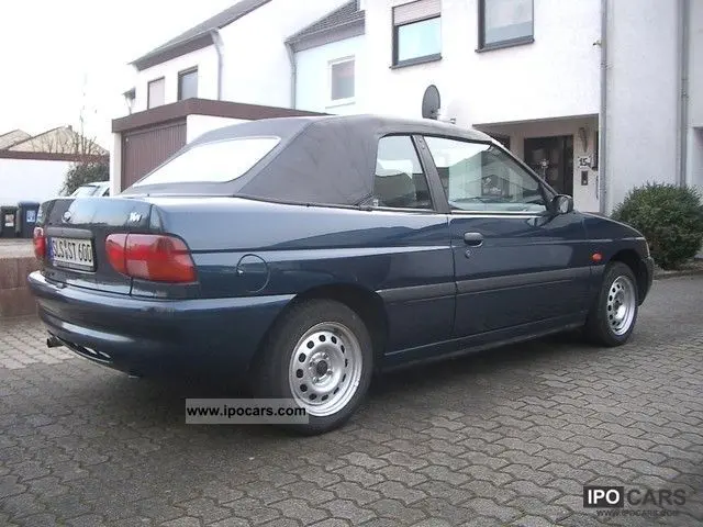 Ford Escort Escort 1.8 16V Flair 4