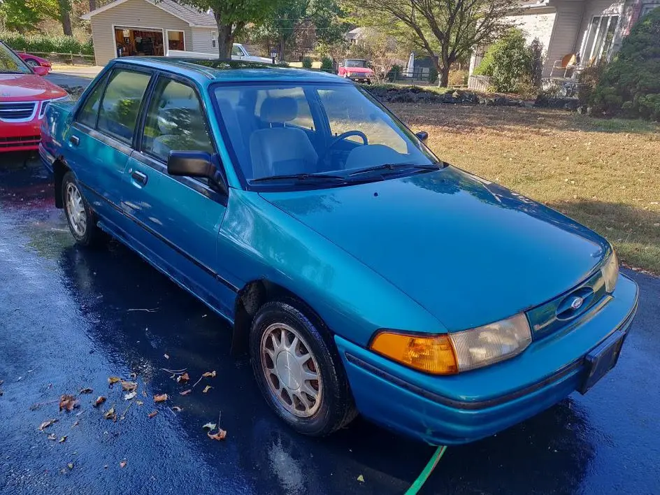 Ford Escort Escort 1.8 D CL 3