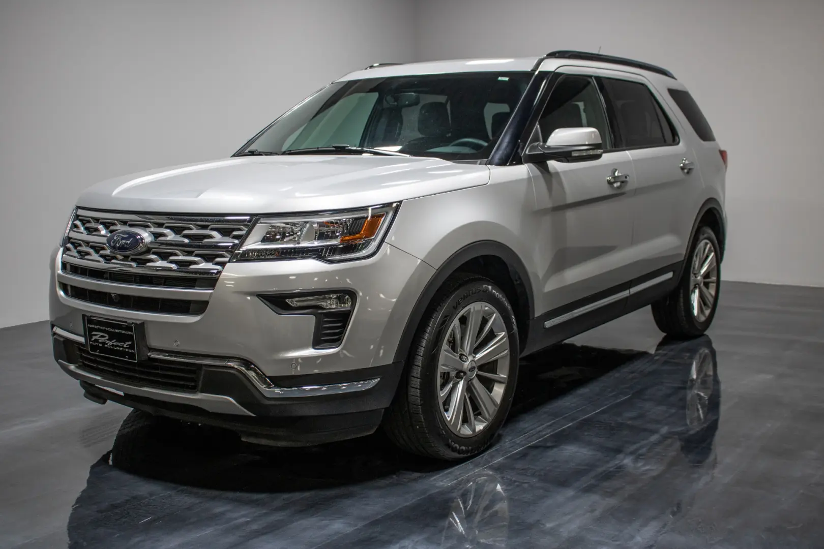 Ford Explorer Explorer 3.3 V6 AWD 5