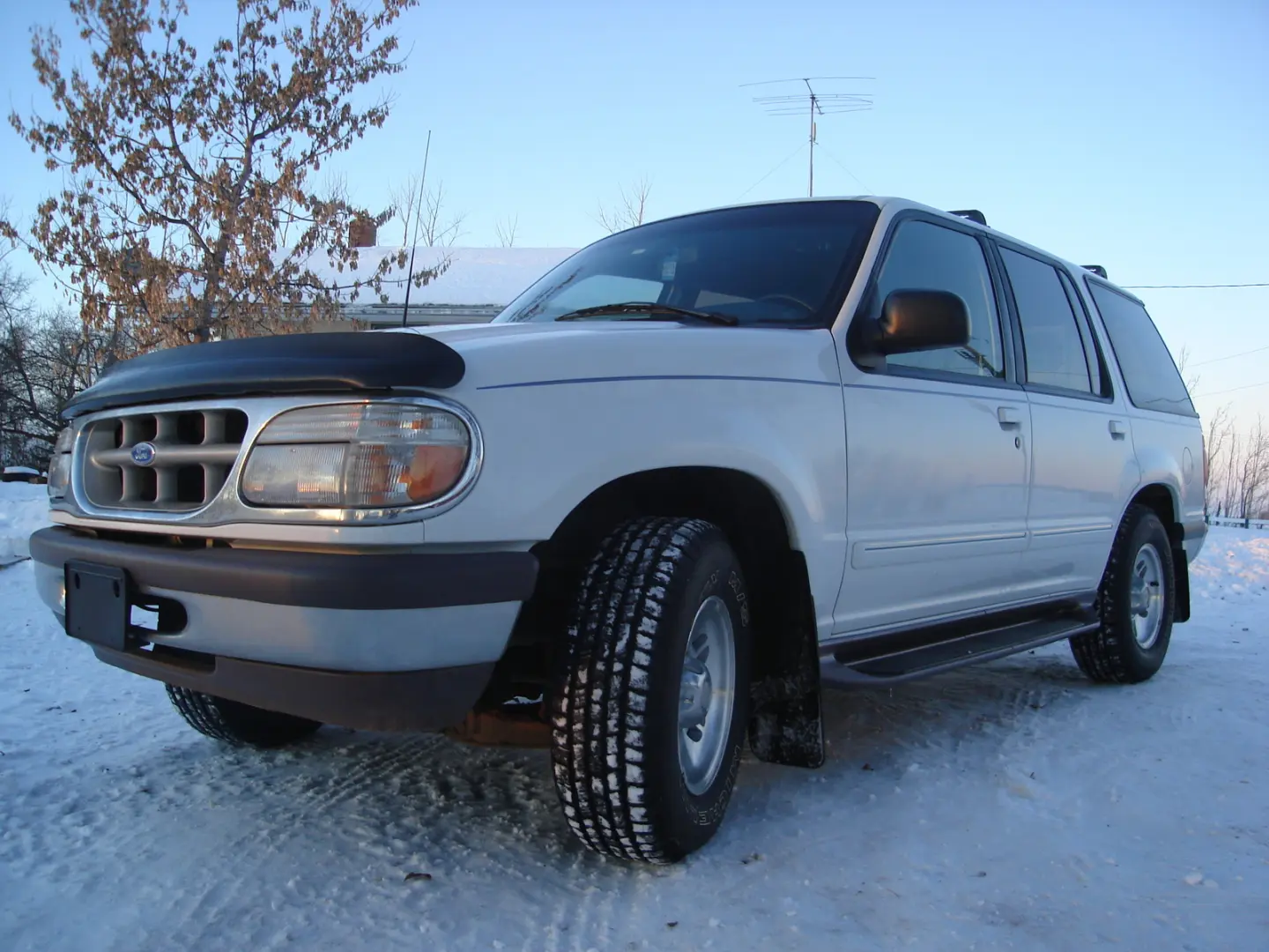 Ford Explorer Explorer 4.0 XLT 0