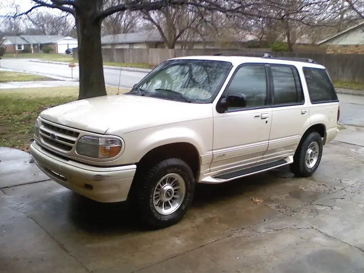 Ford Explorer Explorer 5.0 Limited 2