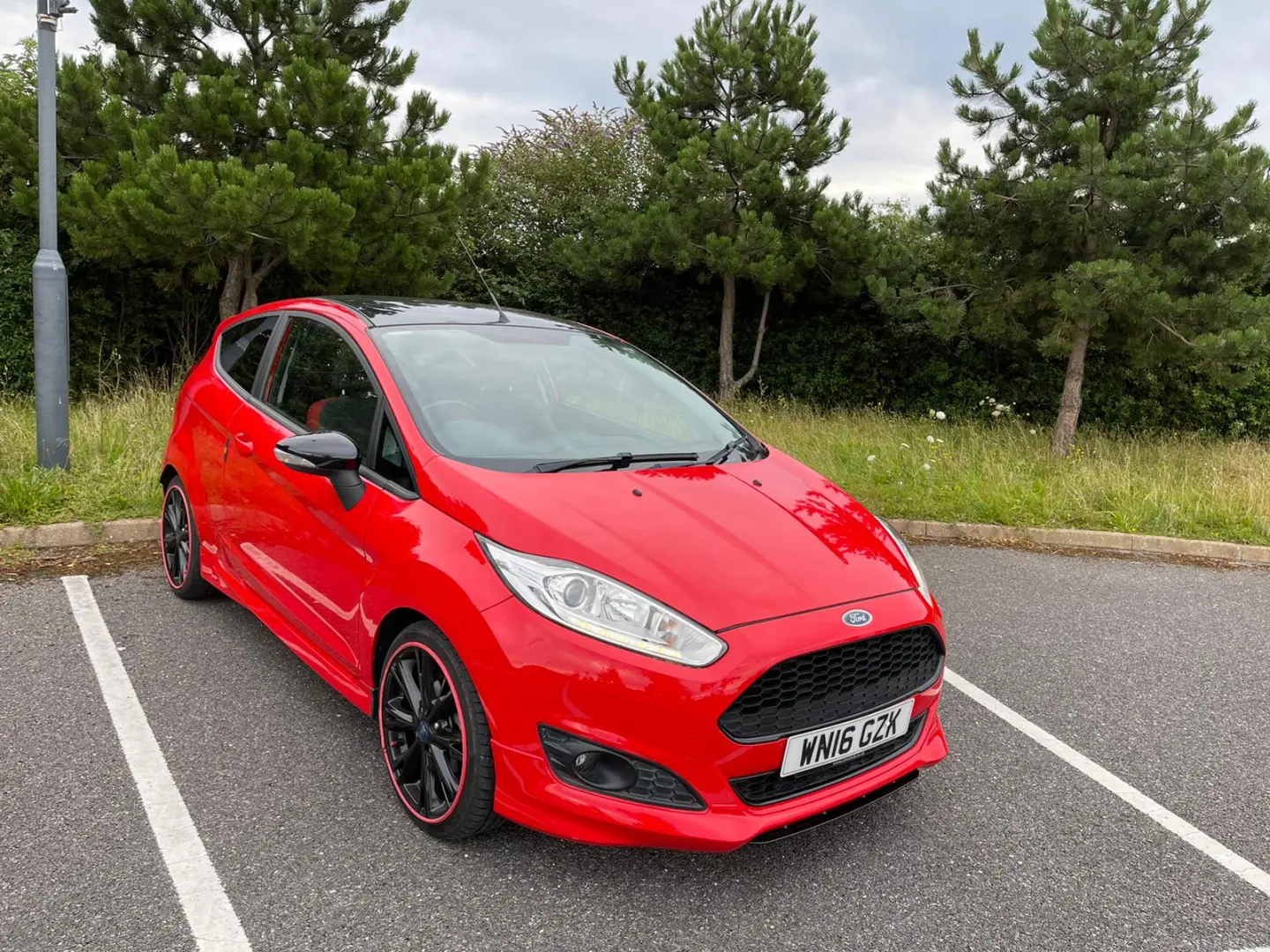 Ford Fiesta Fiesta 1.0 GTDI EcoBoost Red 3