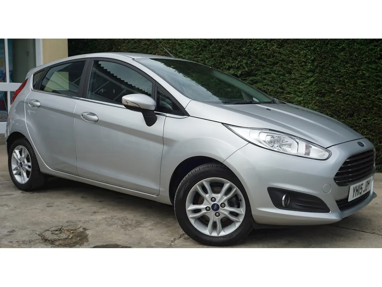 Ford Fiesta Fiesta 1.0 GTDI EcoBoost Titanium ESP Powershift 4